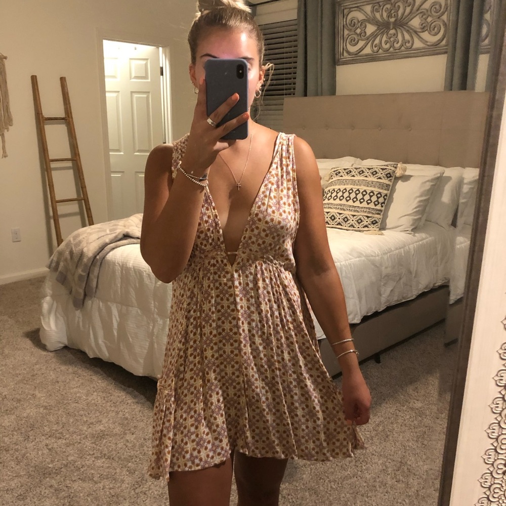 2 DRESSES FOR THE PRICE OF 1 :)